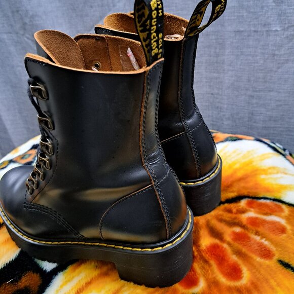 Dr. Martens Leona Boot Women Size 6 Black - Picture 5 of 13